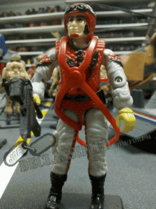 Funskool Crazylegs declasso2 29 224x300 Reign of the (foreign) Paratroopers continues